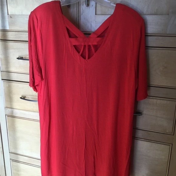 Chico’s Zenergy size 2 Red T-shirt tops/ Crisscross back, short sleeve - Picture 2 of 7